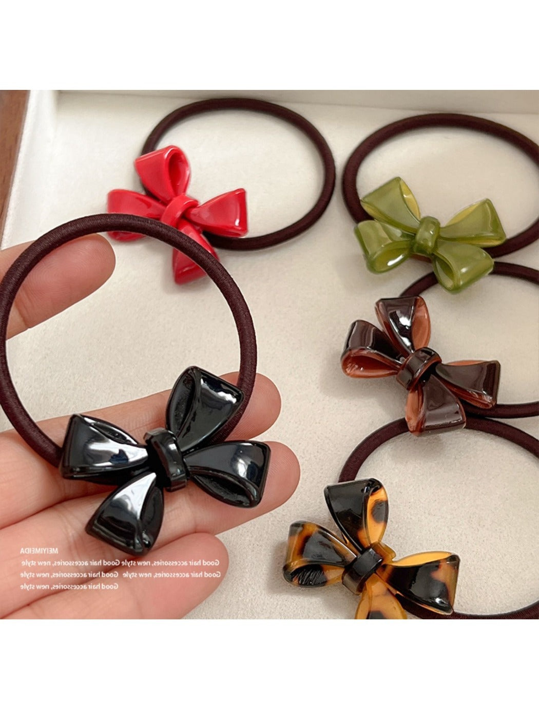Gifty - Cute Acetate Bow Hair Tie