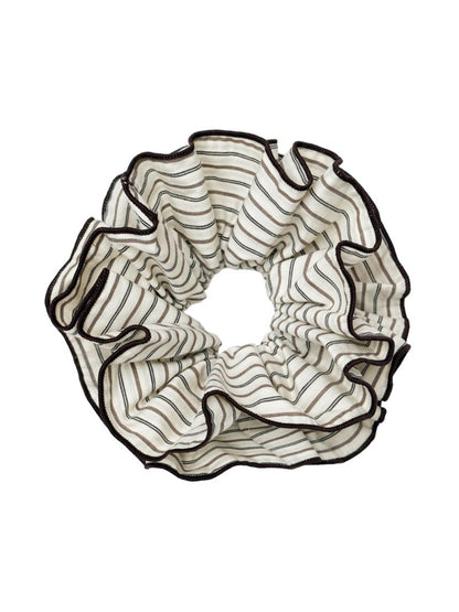 Gifty - Fashionable Striped Hair Scrunchie