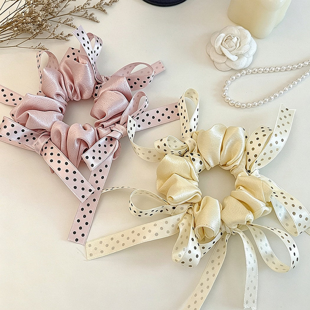 Gifty - Polka Dot Ribbon Bow Polyester Scrunchie