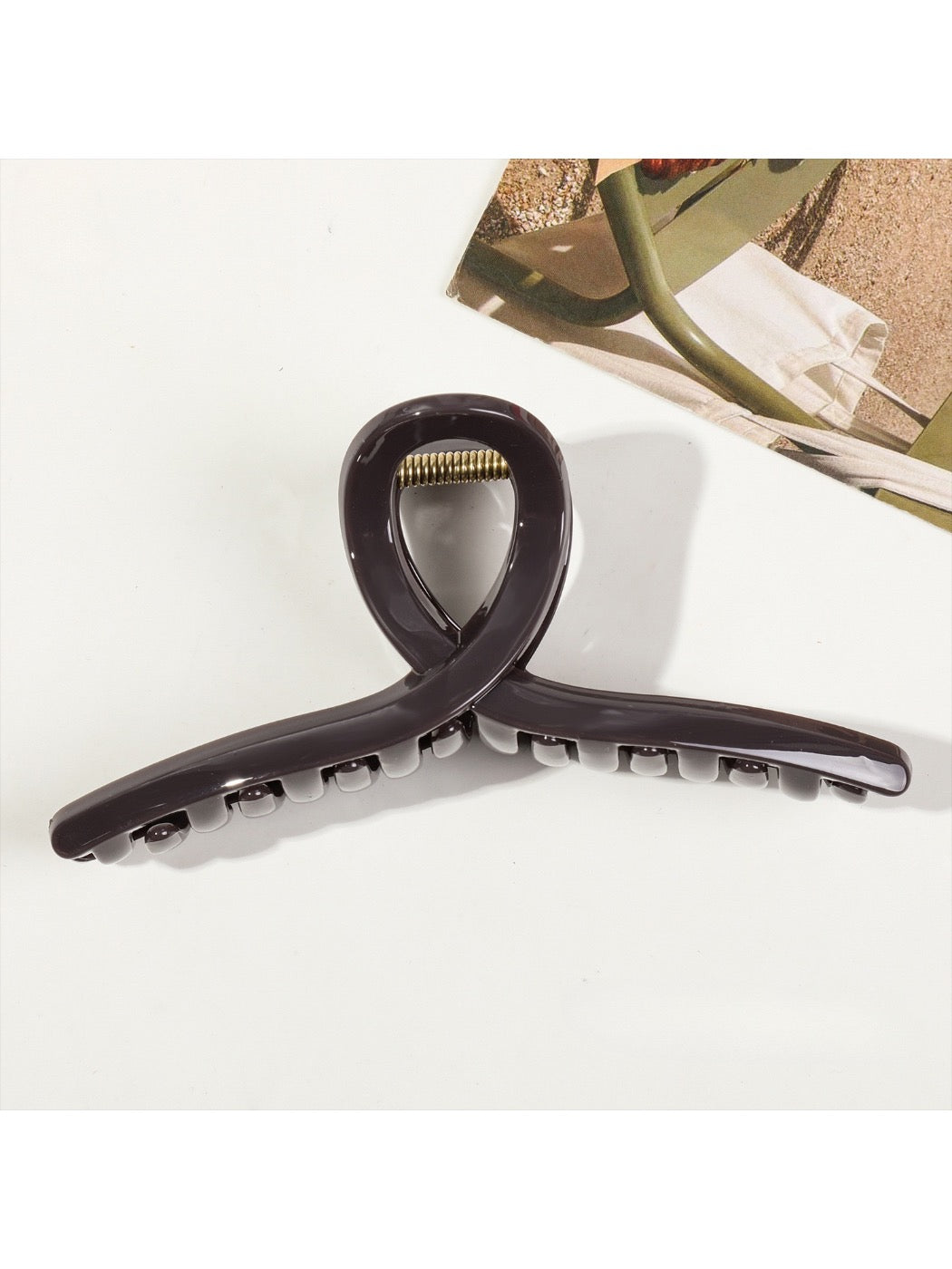 Beau - Jelly Spray Painted Shark Hair Clip