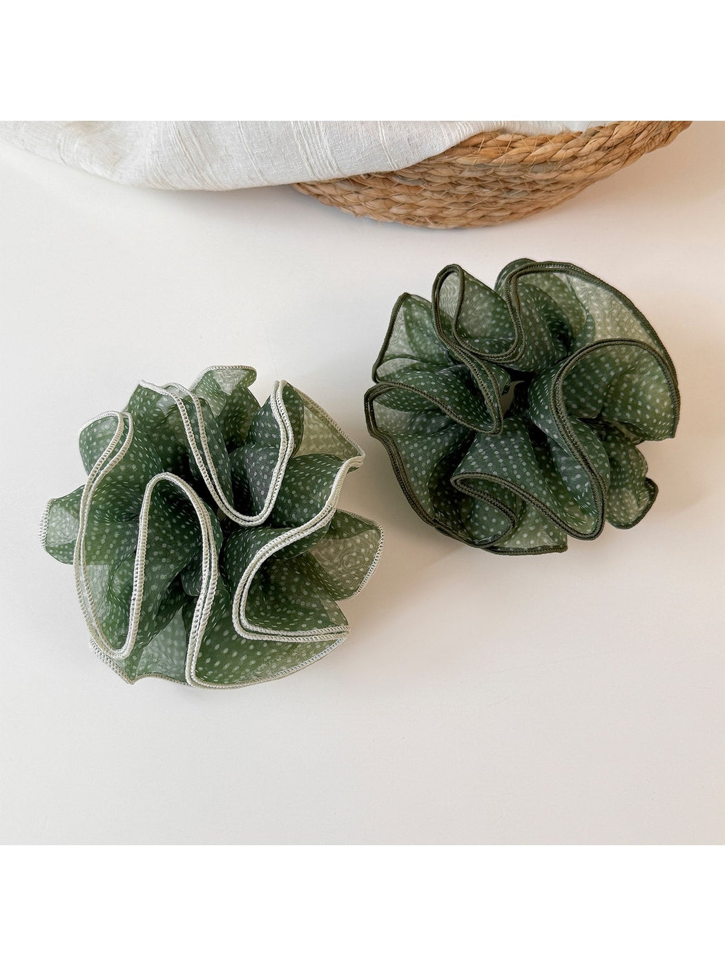 Gifty - Polka Dot Mesh Ruffled High Elasticity Scrunchie