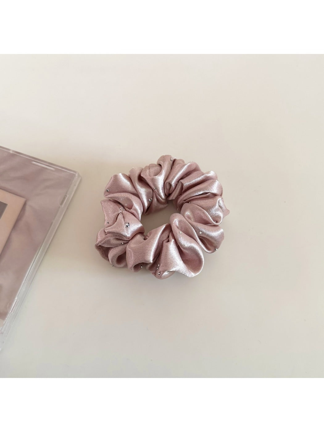 Gifty - Elegant Satin Rhinestone Scrunchies