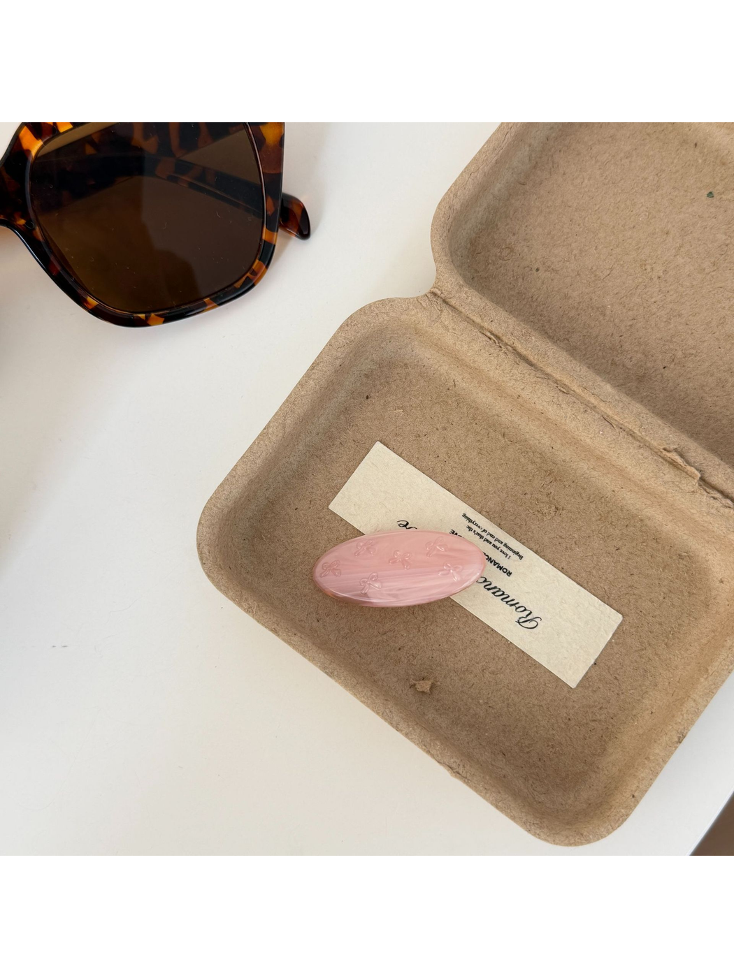 Beau - Sweet Oval Bow Detail Duckbill Hair Clip