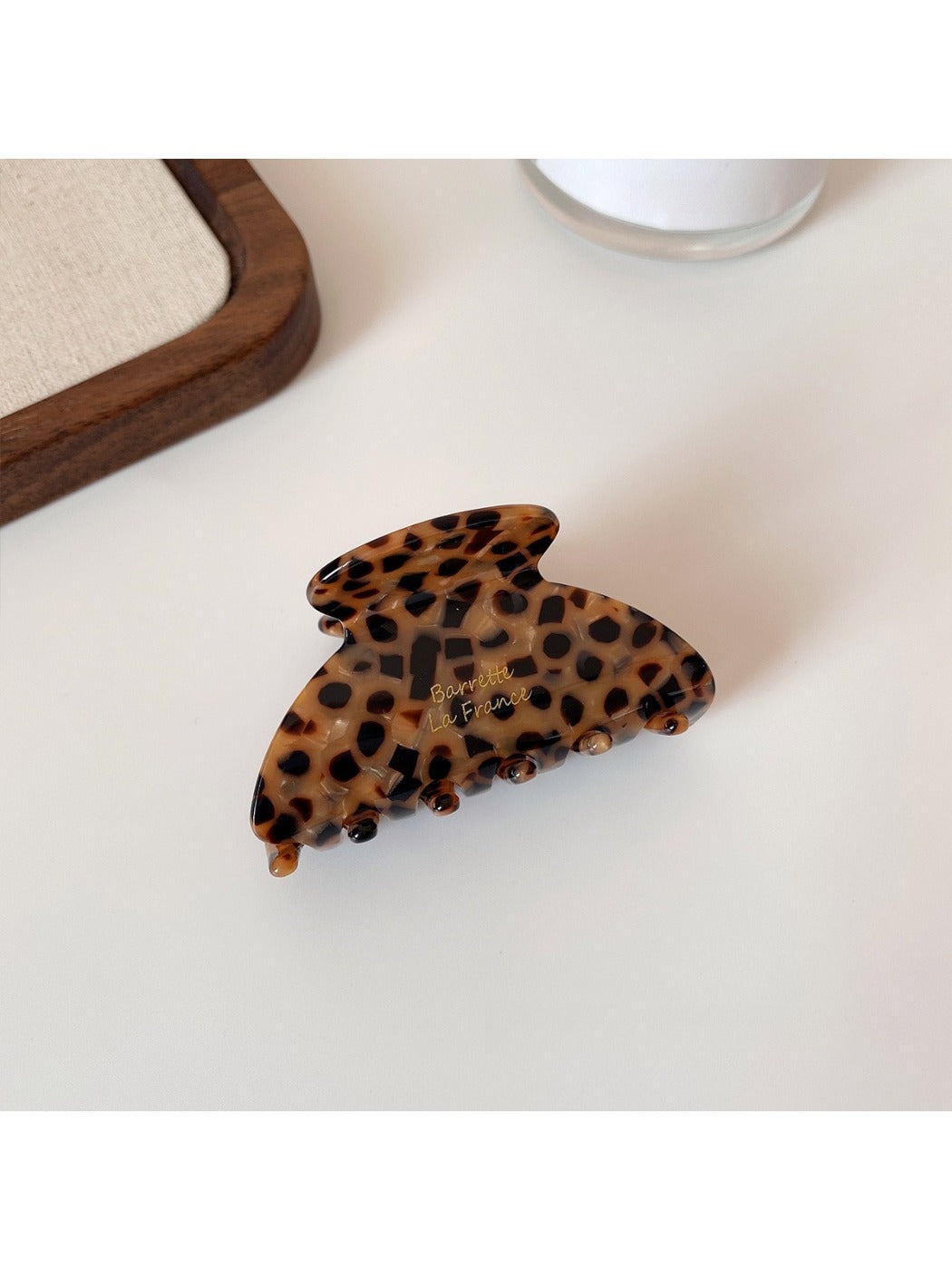 Beau - Vintage Leopard Print Minimalist Claw Clip