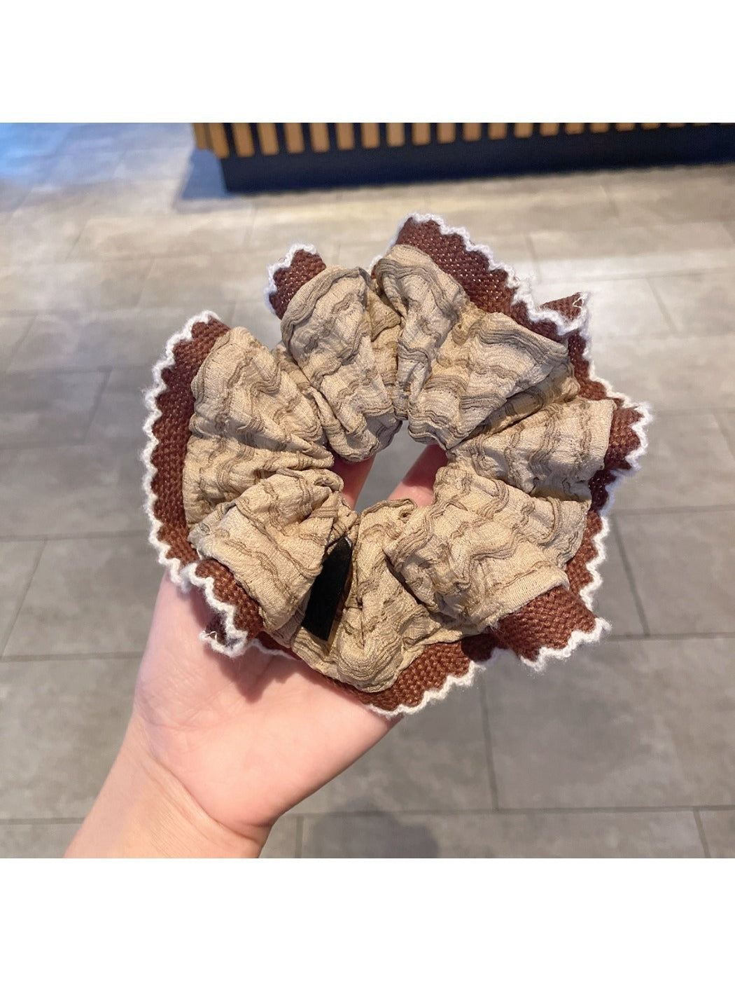 Gifty - Retro Patchwork Ruffle Scrunchie