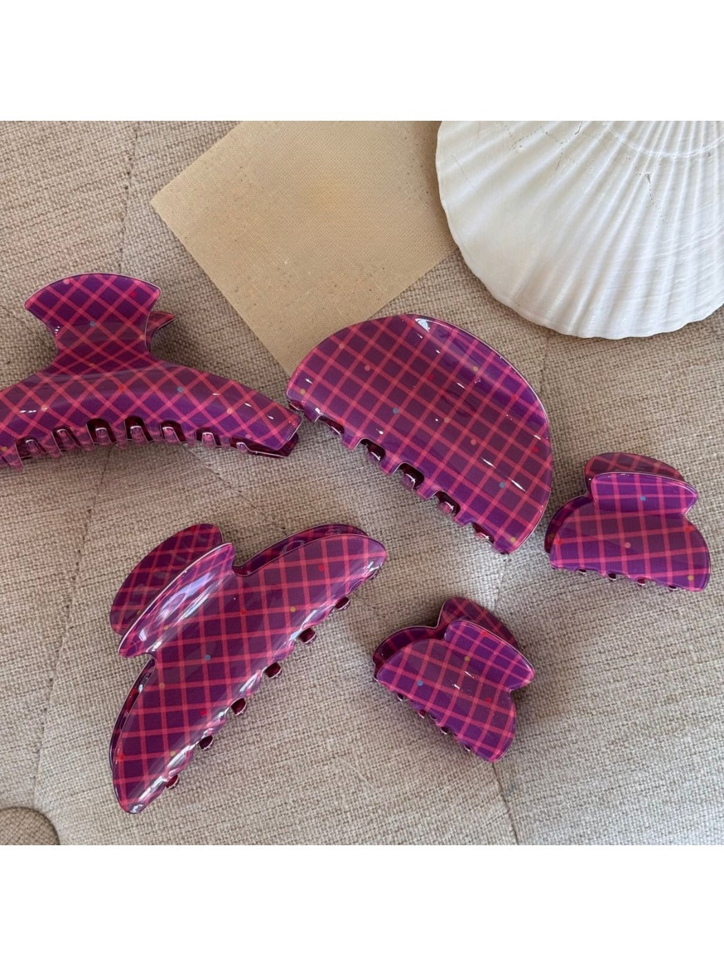 Beau - Stylish Pink Hair Clip