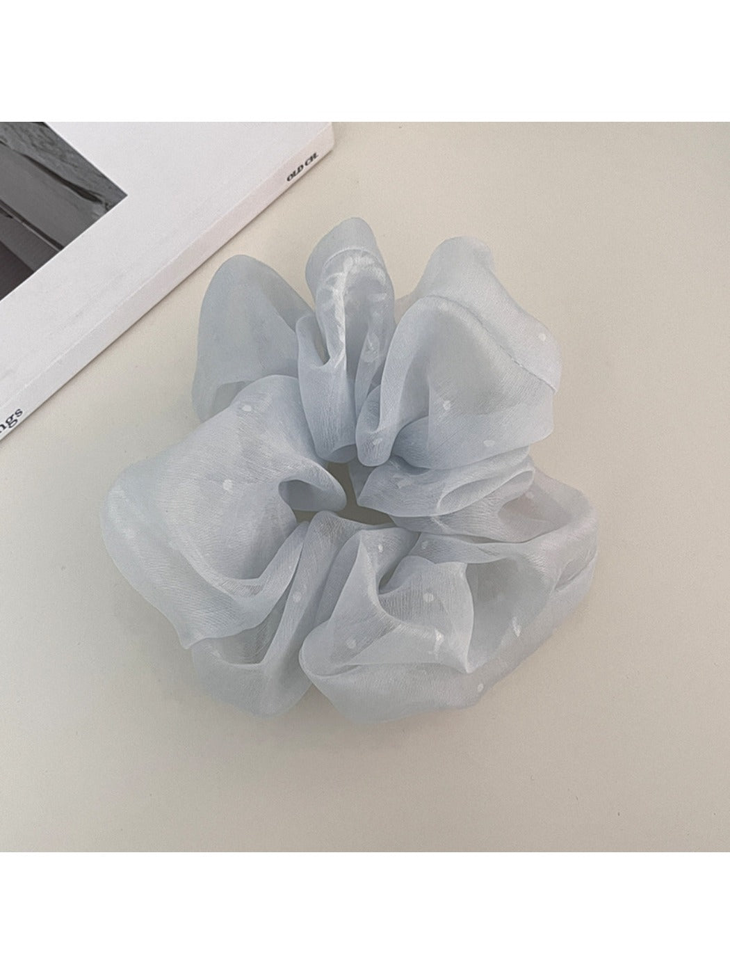Gifty - Minimalist Solid Color Scrunchie