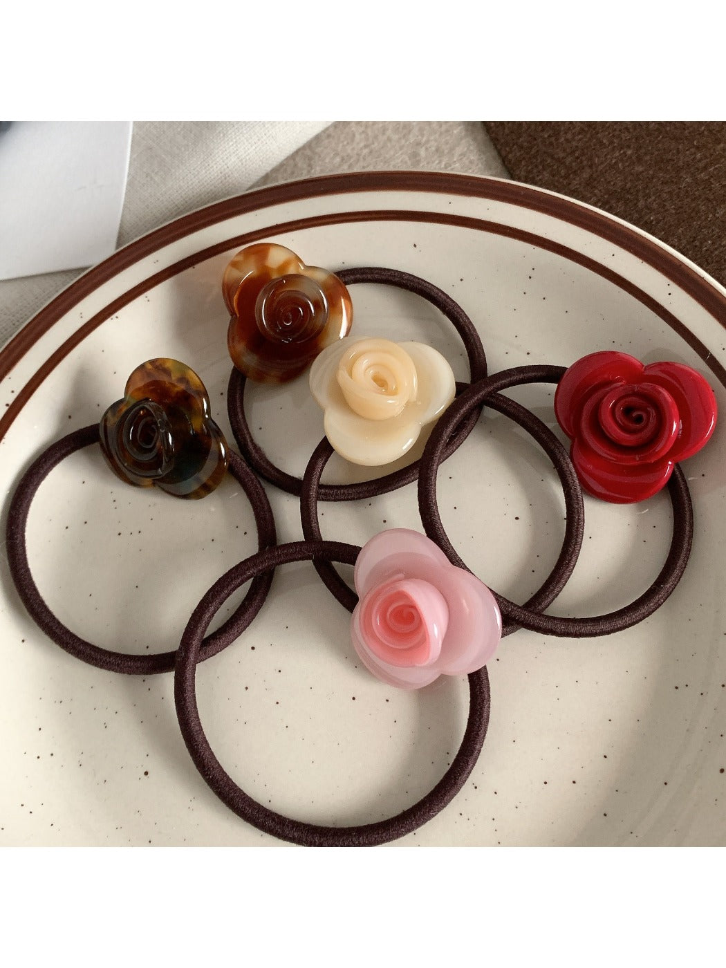 Gifty - Rose Pattern Acetate Hair Tie