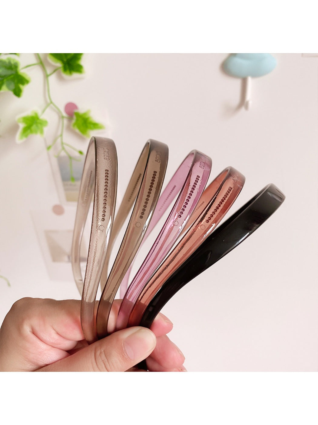 Gifty - Minimalist Transparent Colorful Headband