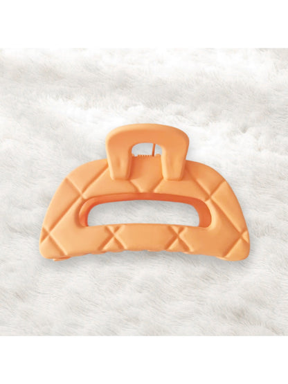 Beau - Geometric Hollow Out Plastic Alloy Claw Clip
