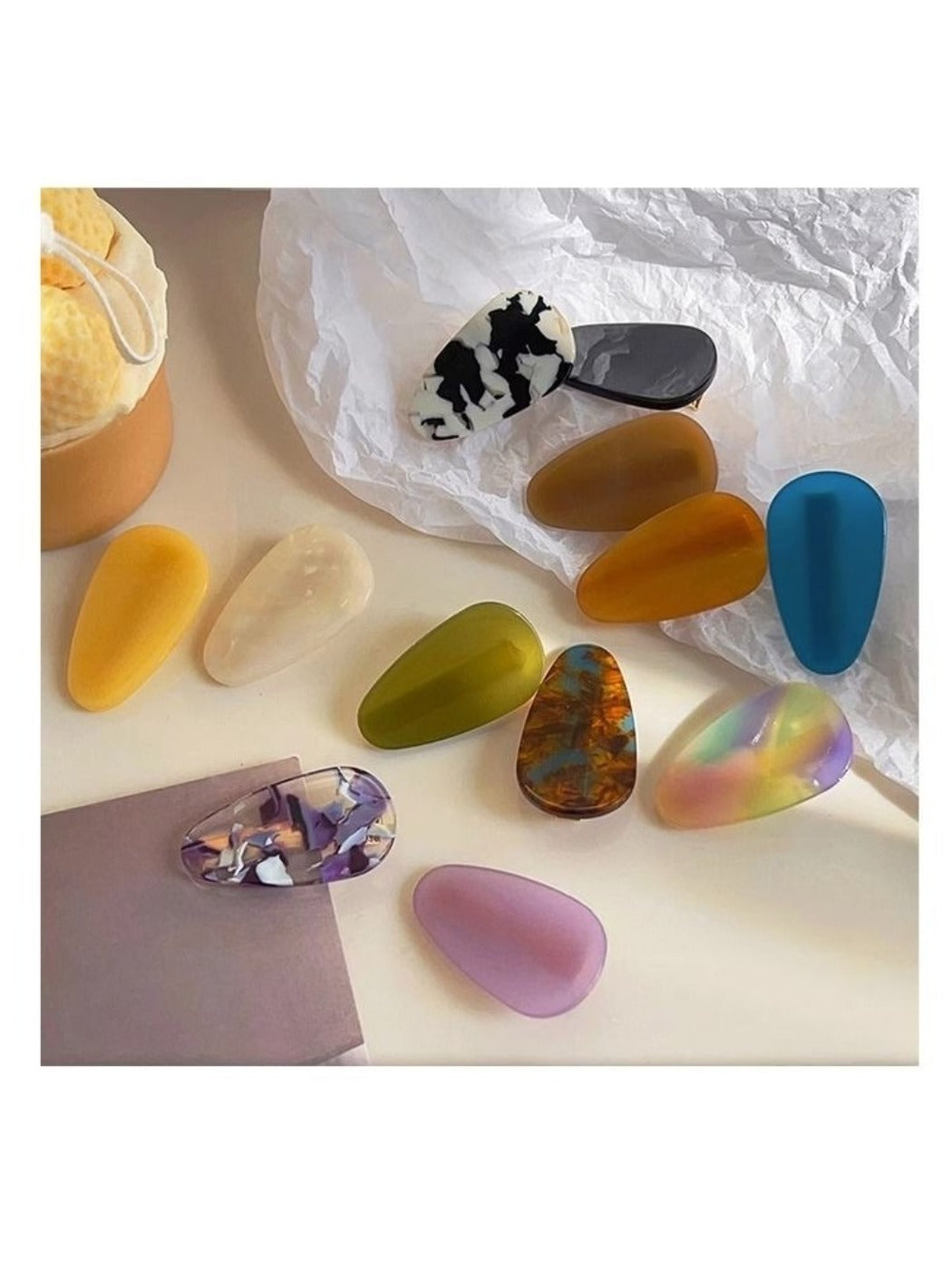 Beau - Cute Oval Shaped Hair Clip