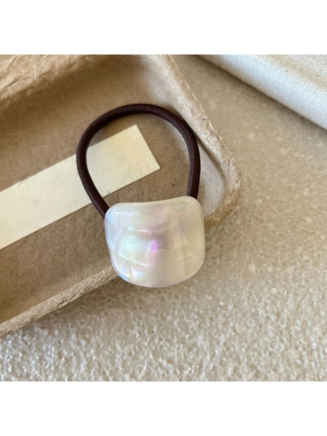 Gifty - Retro Geometric Cube Hair Tie