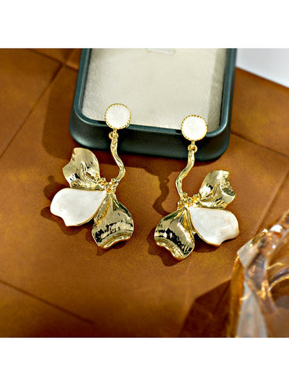 Earedge - Luxe Iris Floral Earrings