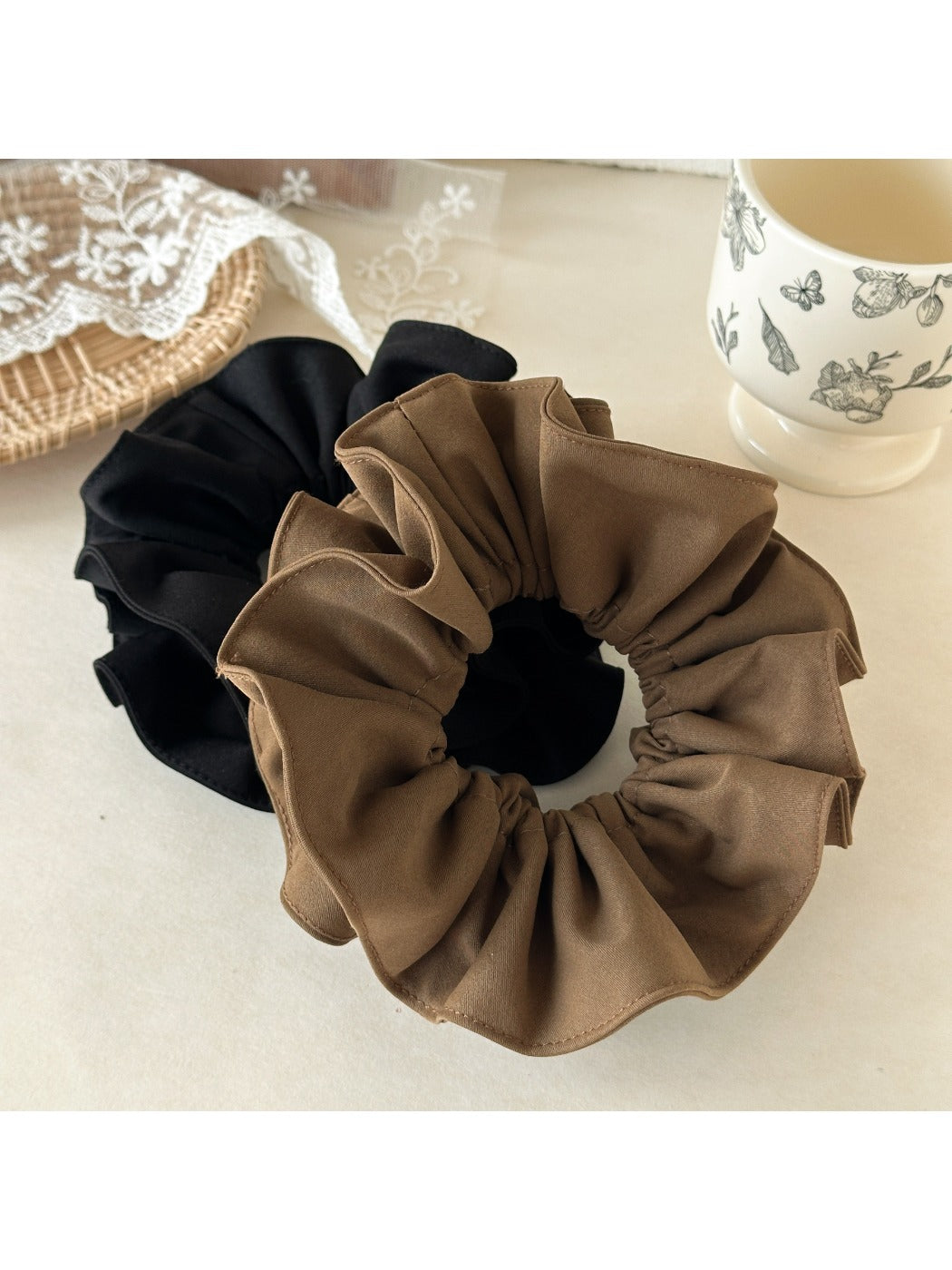 Gifty - Brown Wrinkle Double Scrunchie