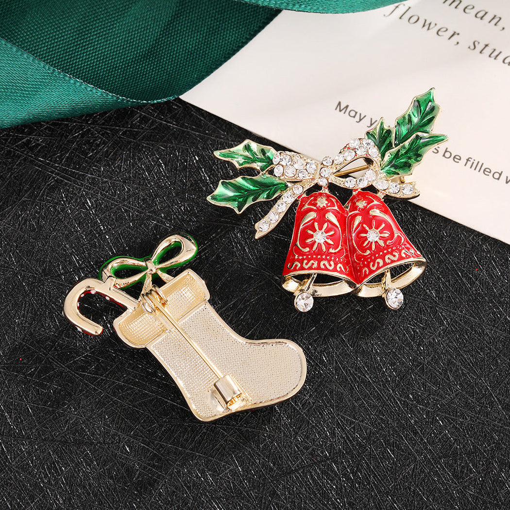 Christmas winter icon brooch, alternate view 3