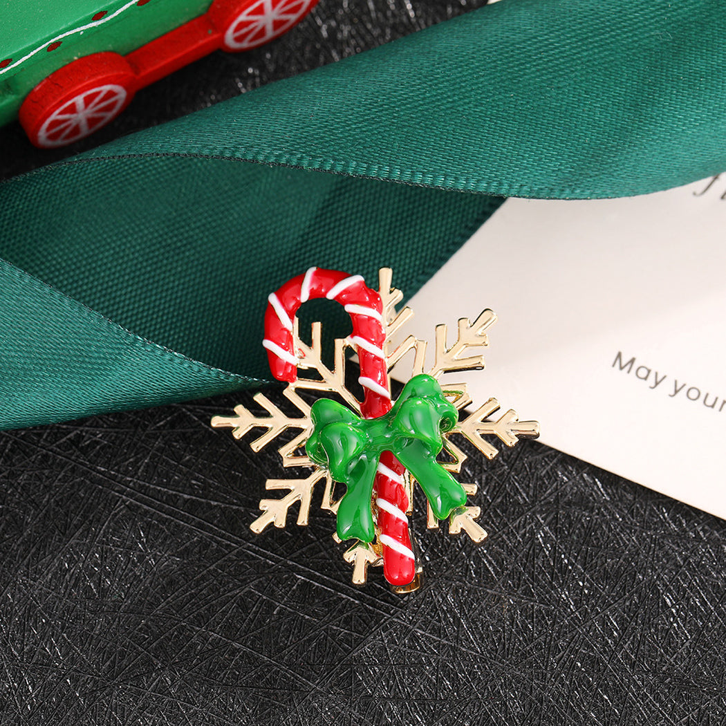 Snowflake brooch, front view