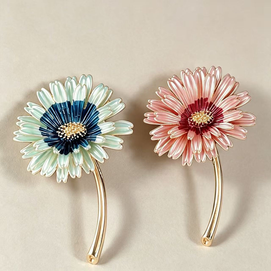 Daisy curved stem brooch, alternate view 3