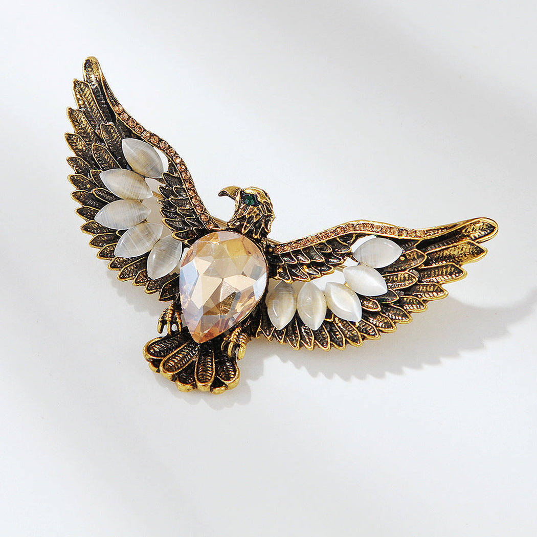 Spread-wing eagle heart accent brooch, alternate view 2