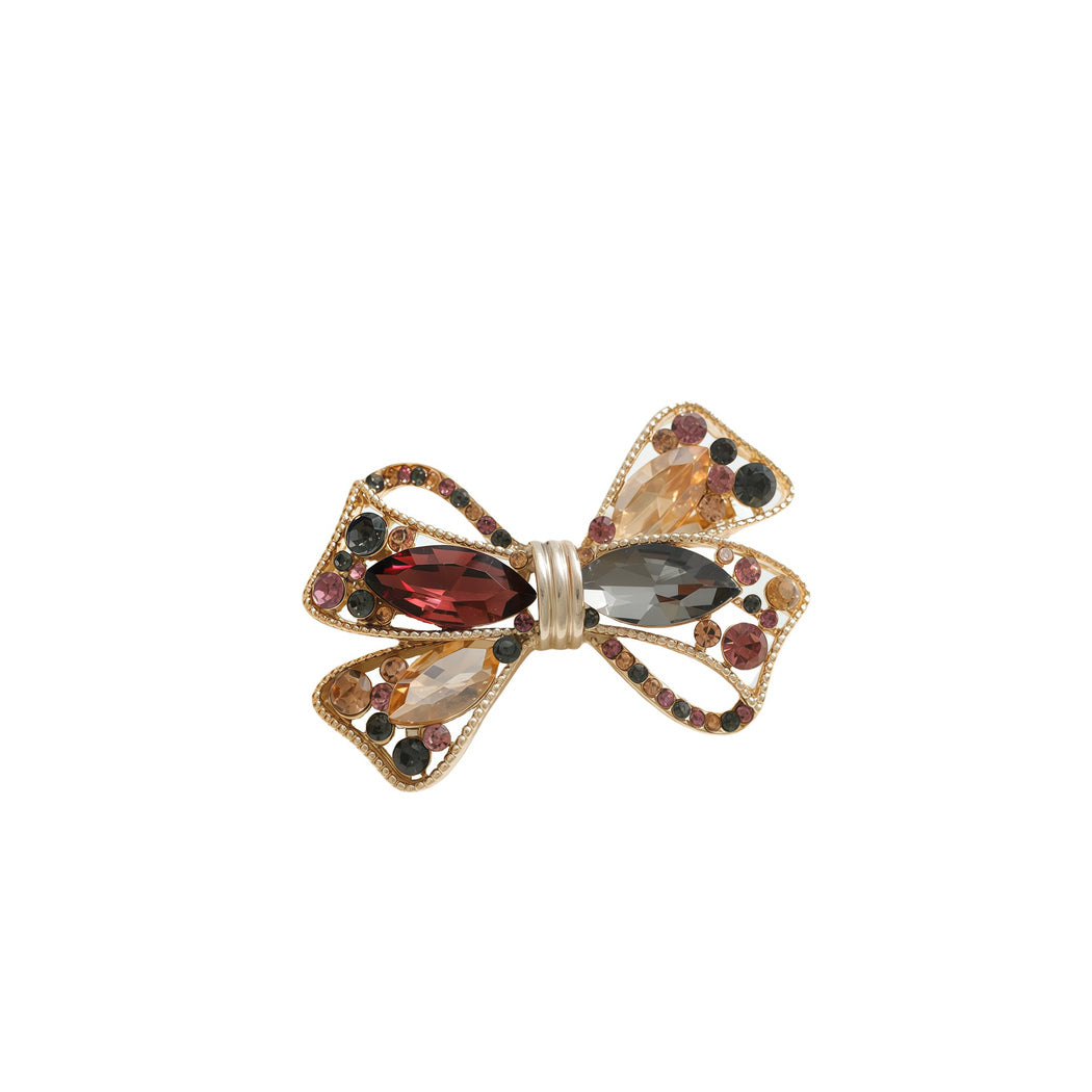 Style 3 brooch, front view