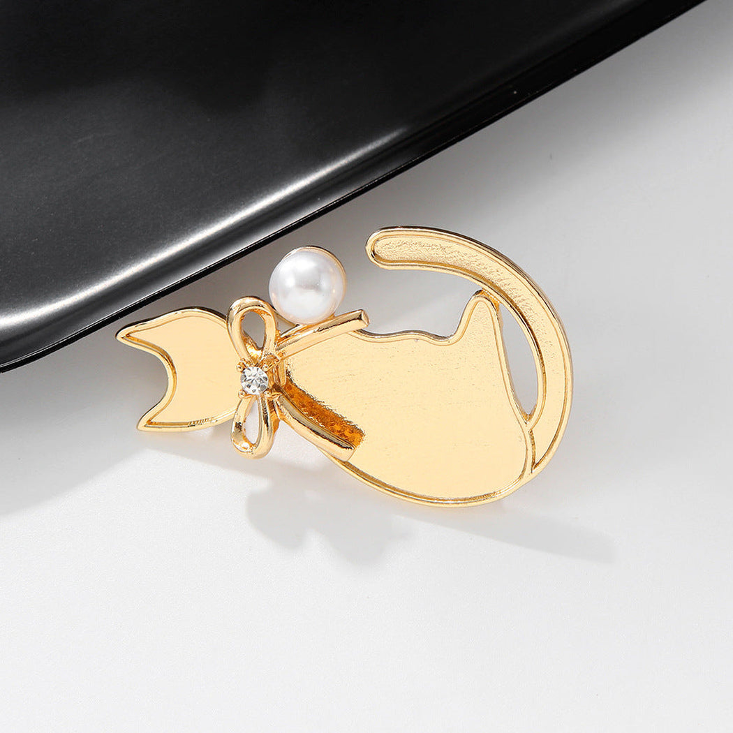 Sitting cat bow detail brooch, alternate view 2
