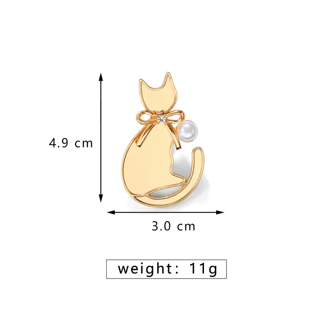 Sitting cat bow detail brooch, dimensions and weight view