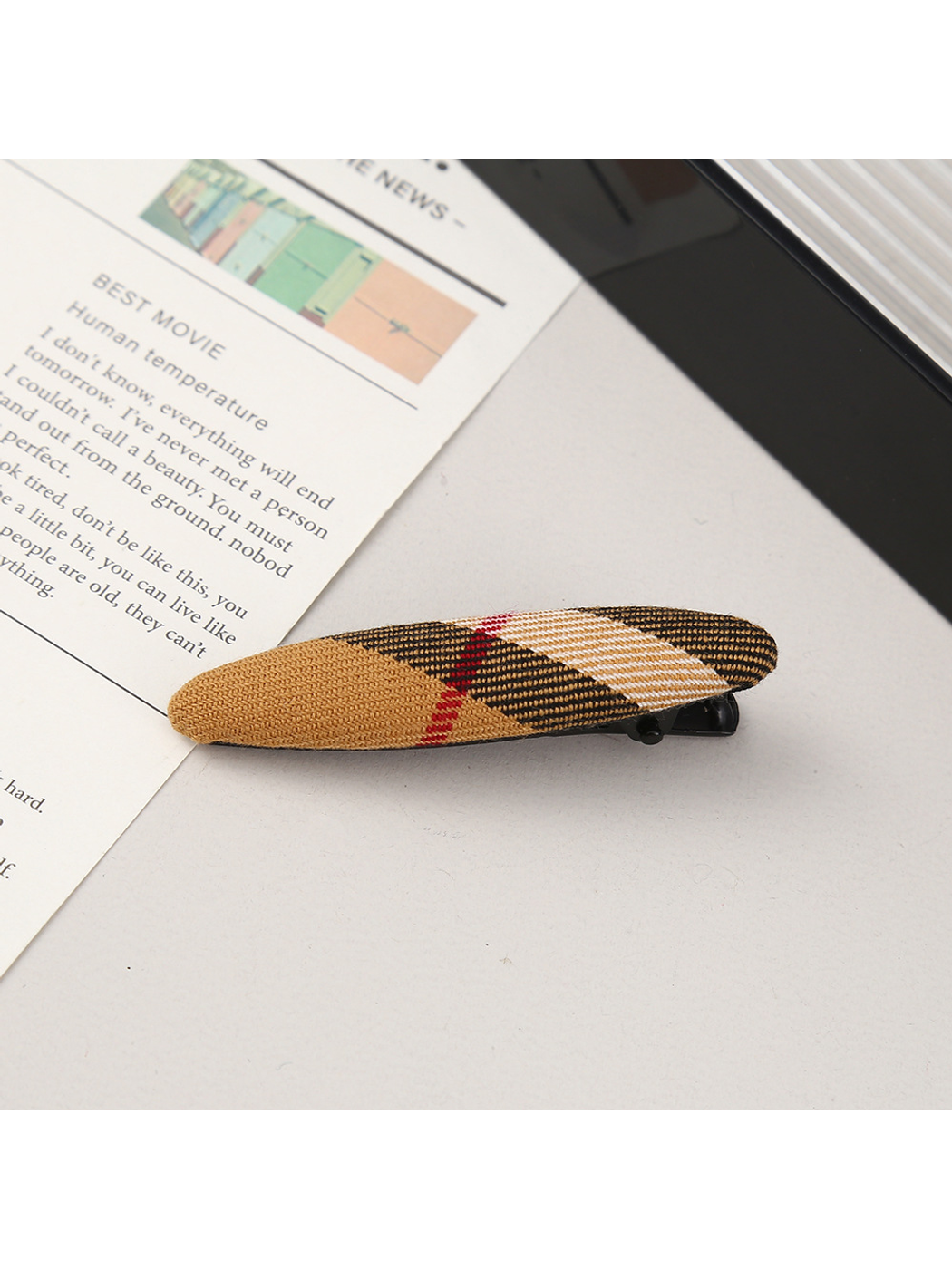 Beau - Plaid Fabric Oval Side Bangs Hair Clip