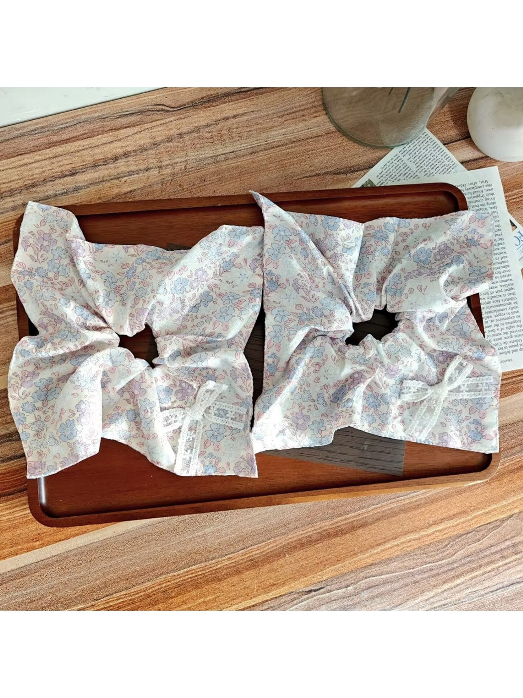 Gifty - Dreamy Floral Polyester Fabric Bow Scrunchie