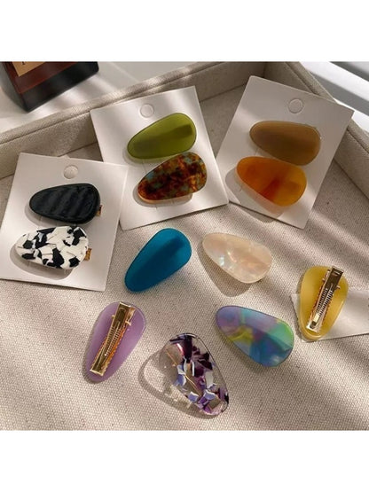 Beau - Fashion Triangle Shaped Hair Clip Set