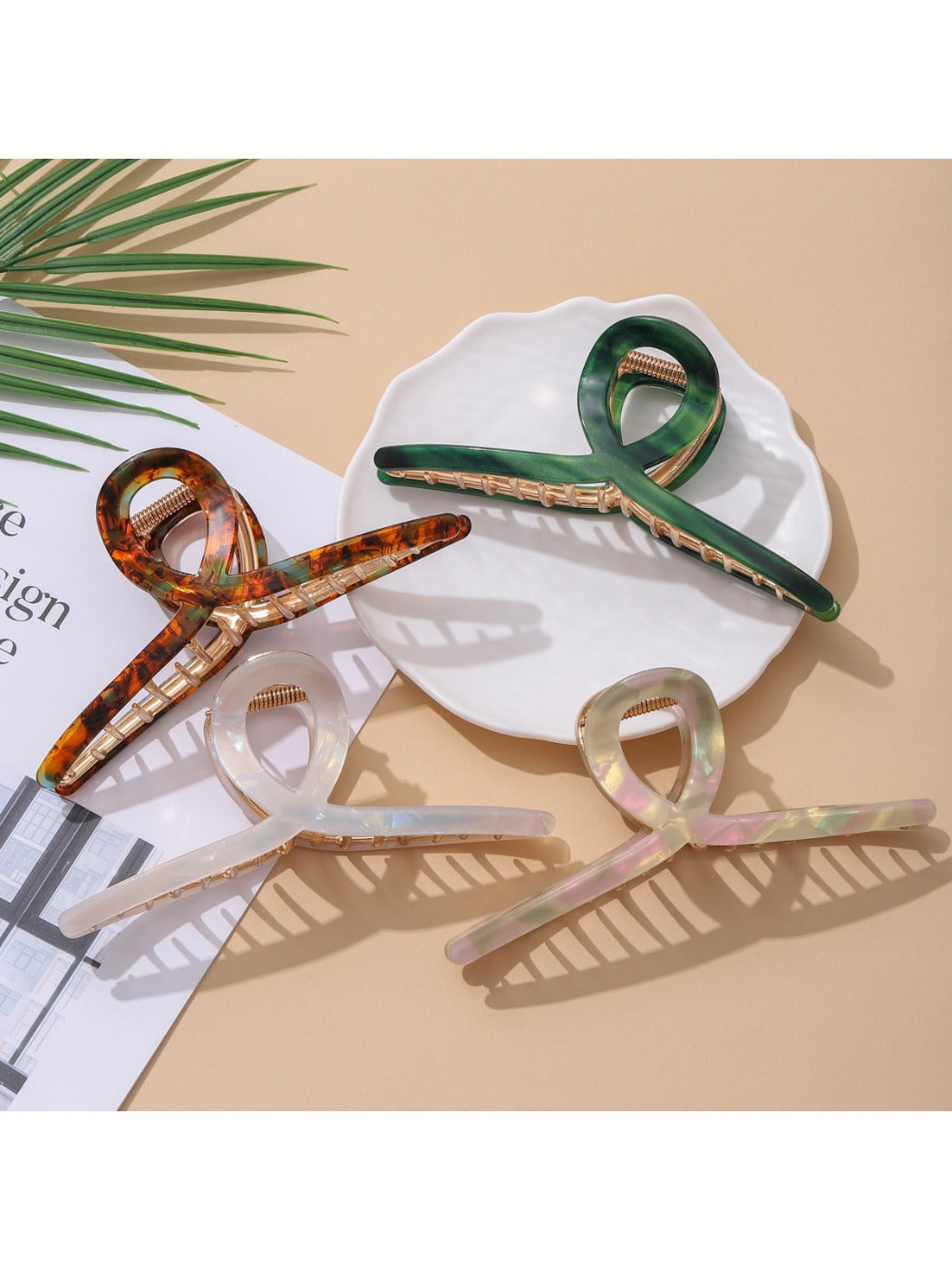 Beau - Elegant Large Cross Design Claw Clip
