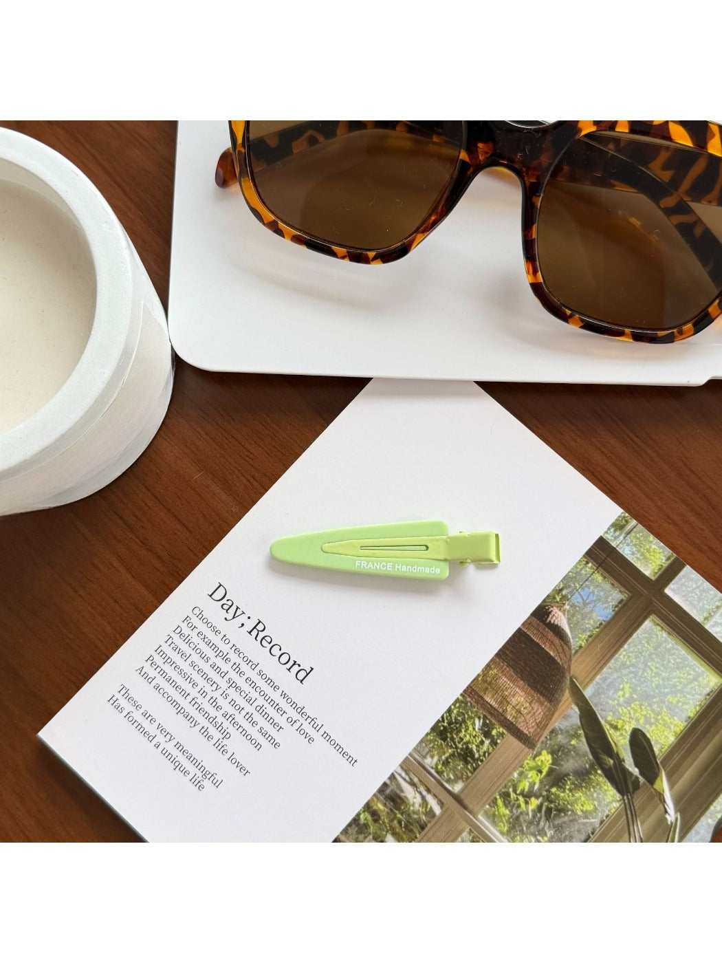 Beau - Sweet Style Triangle Duckbill Hair Clip