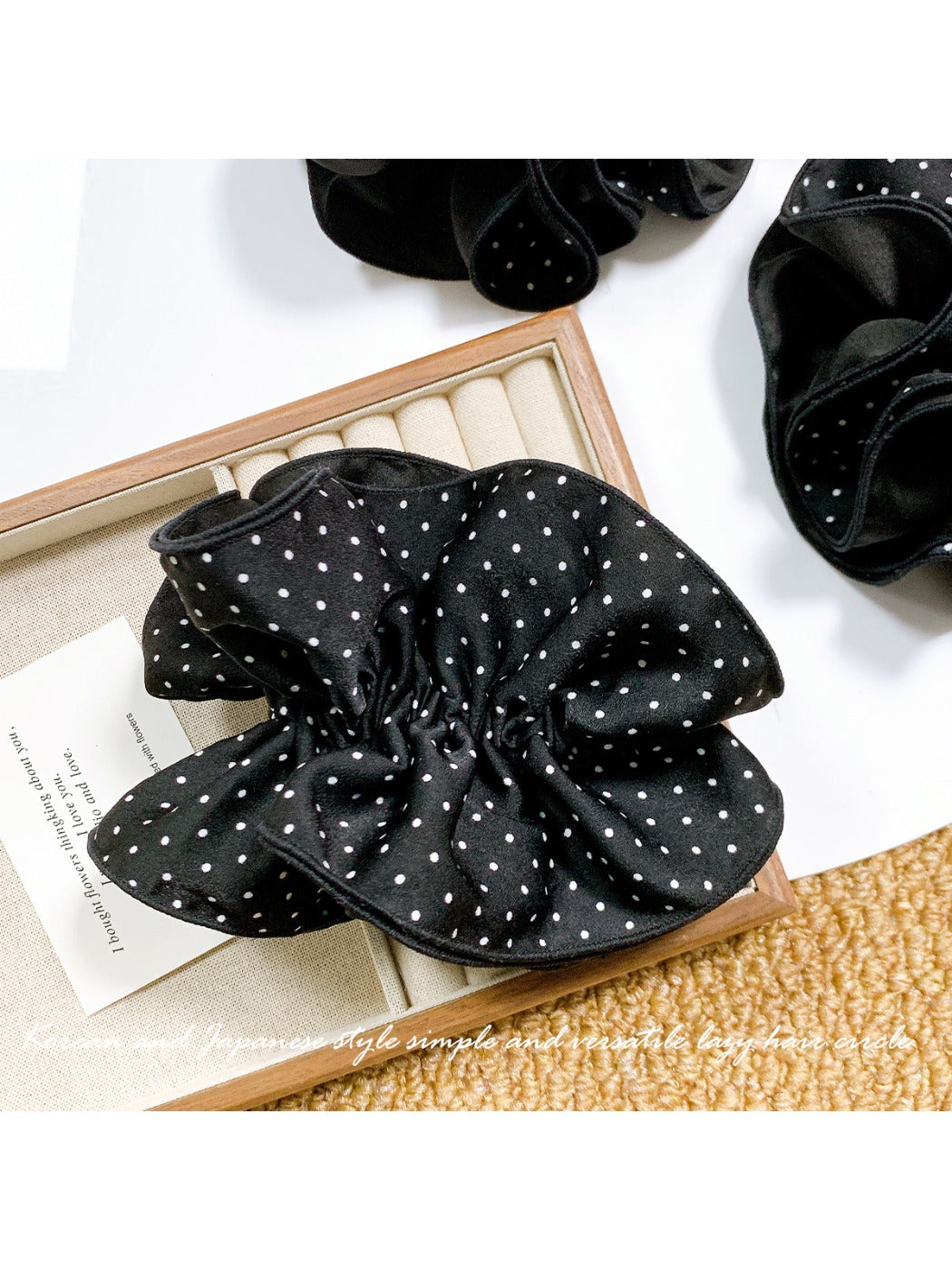 Gifty - Elegant Polka Dot Satin Hair Scrunchie