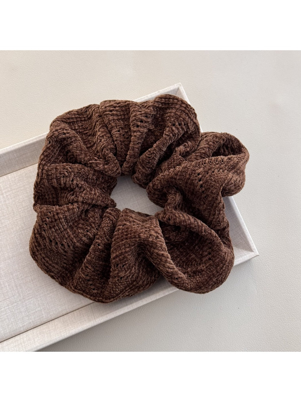 Gifty - Elegant Knitted Hair Scrunchie