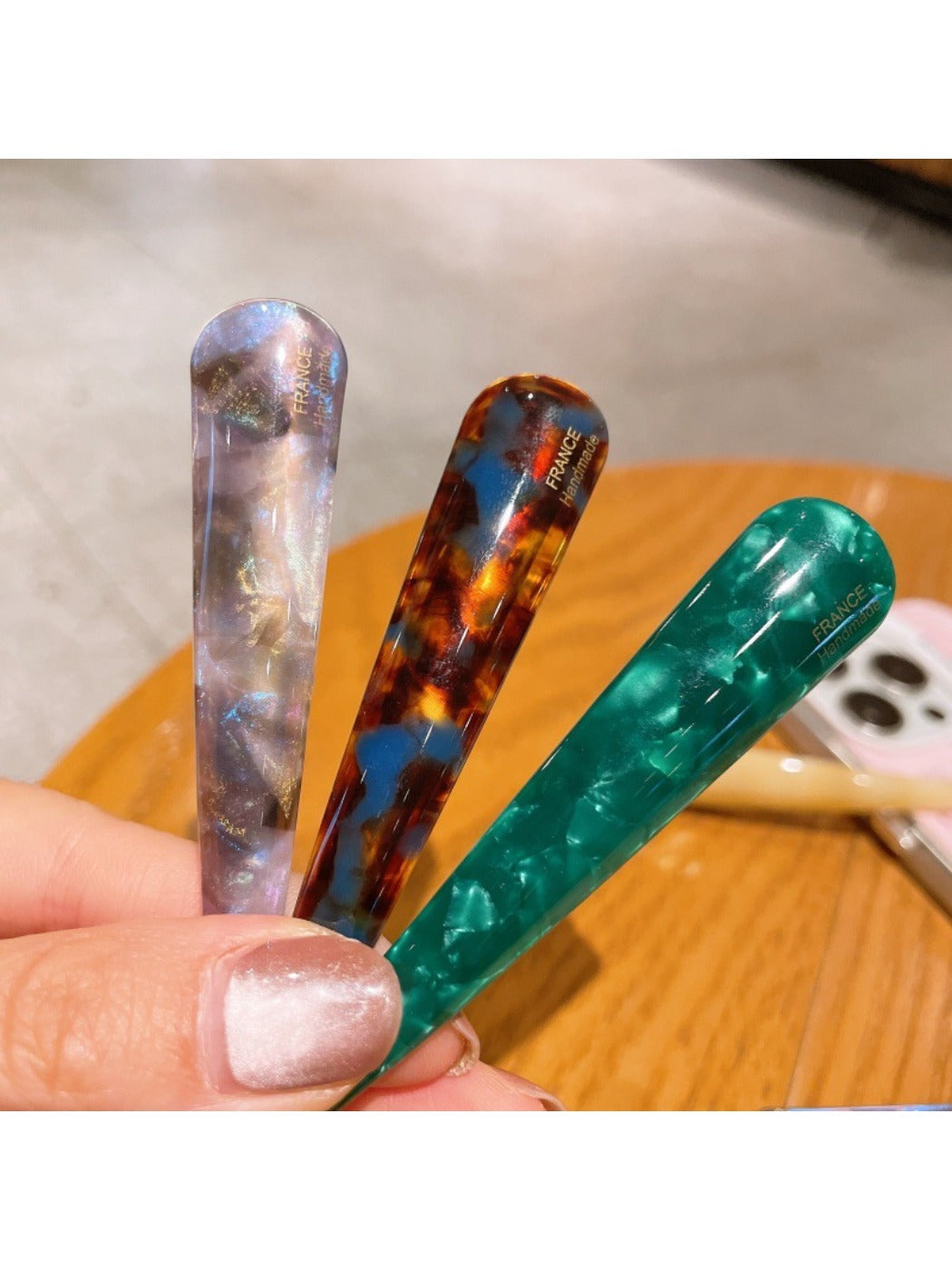 Beau - Simple Retro Acetate Hair Clip