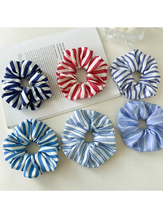 Gifty - Striped Scrunchie Hair Tie
