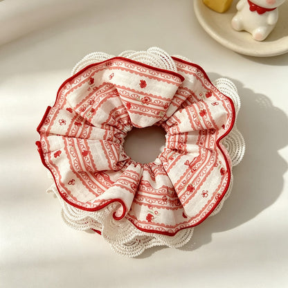 Gifty - Red Plaid Floral Lace Trim Fabric Scrunchie