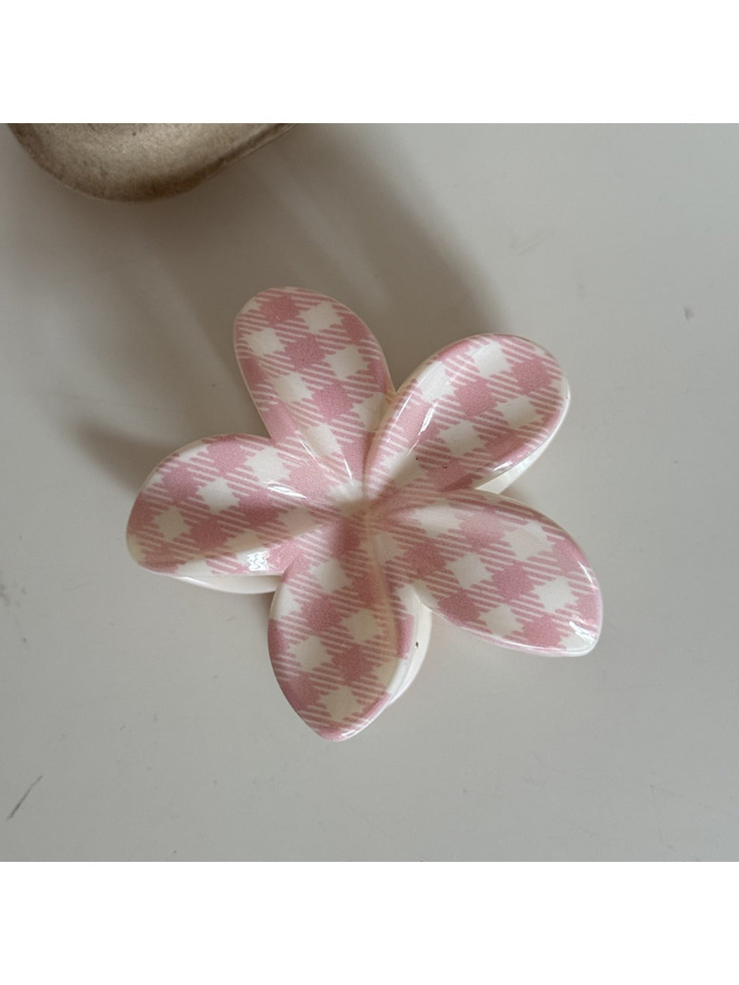 Beau - Adorable Plumeria Shaped Hair Claw Clip