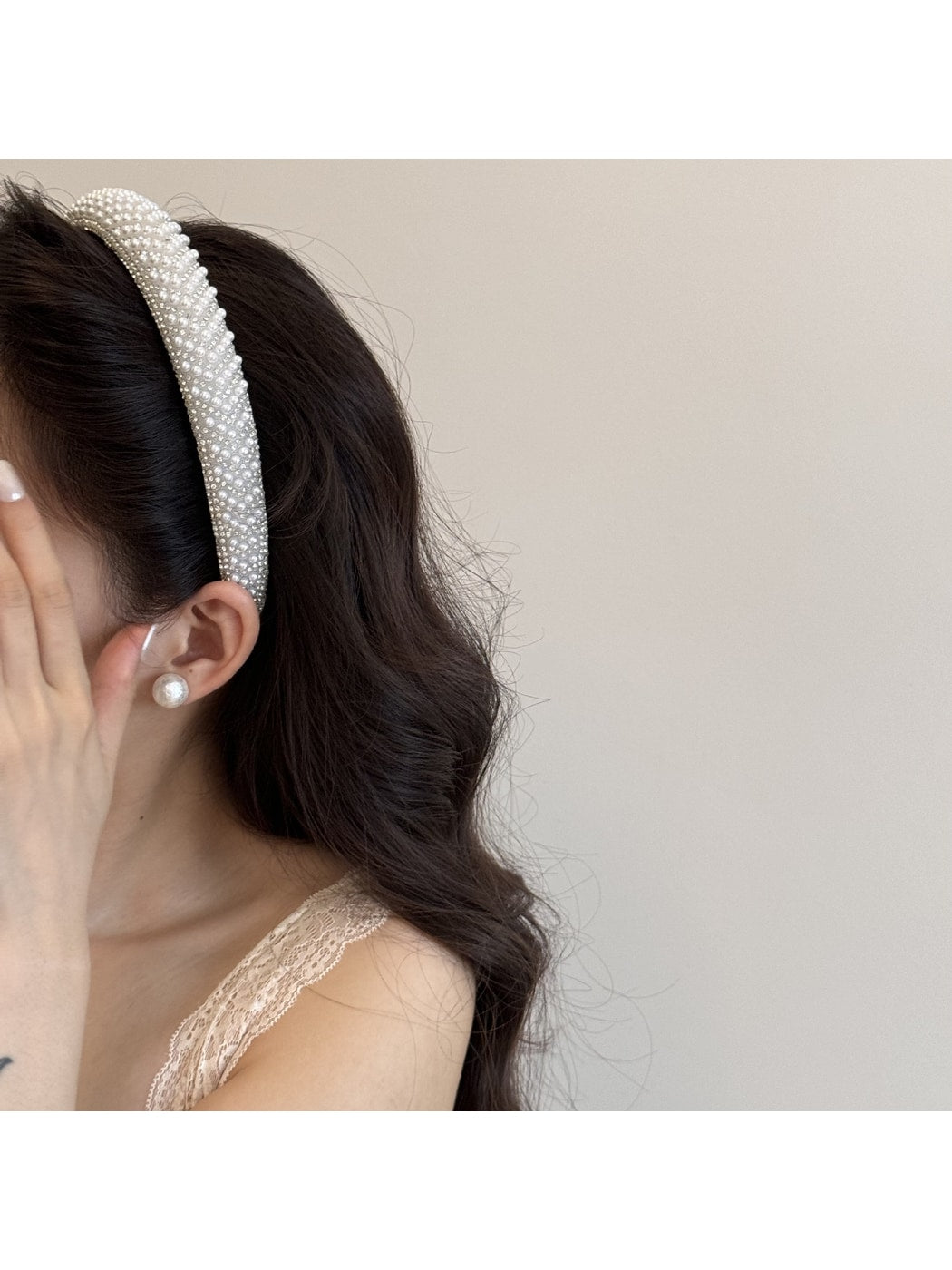 Gifty - Modern Minimalist Rhinestone Detail Padded Headband