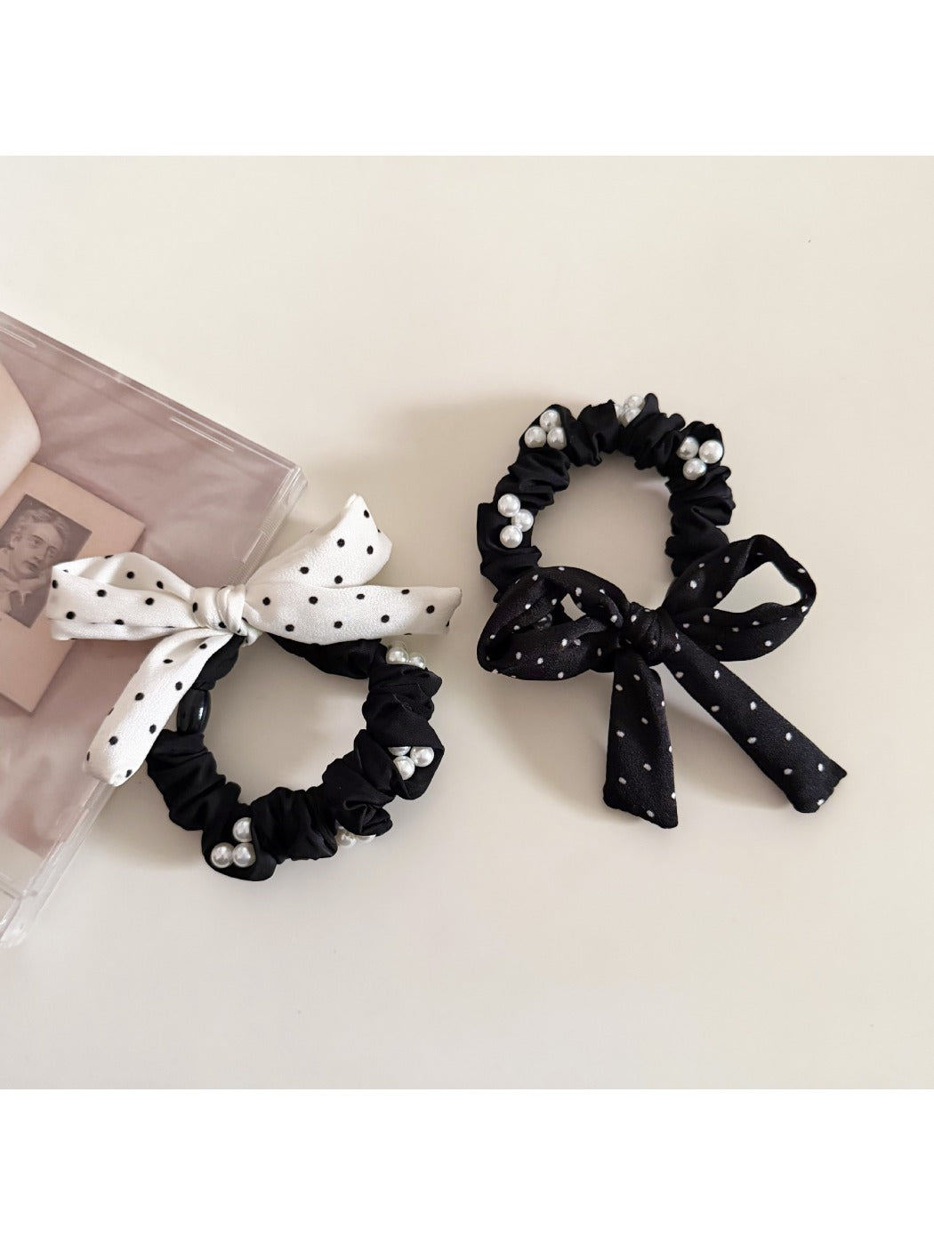 Gifty - Polka Dot Bow Hair Ring