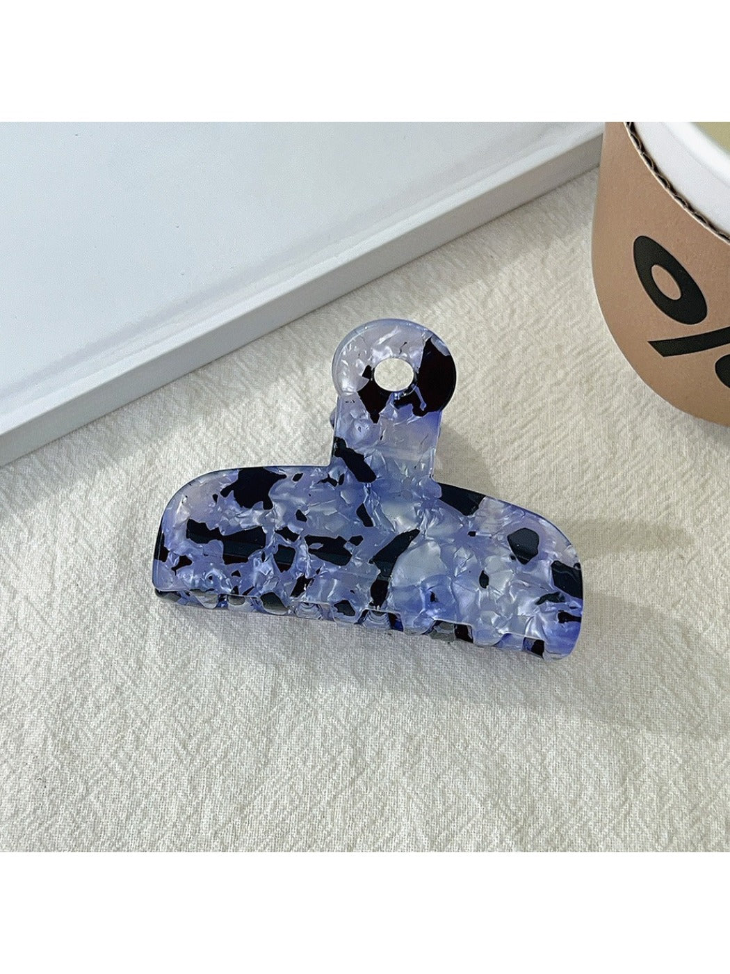 Beau - Retro Exquisite Acetate Hair Clip