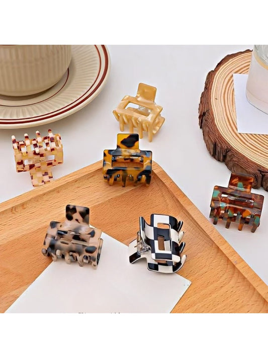 Beau - Fashionable Square Acetate Hair Clip