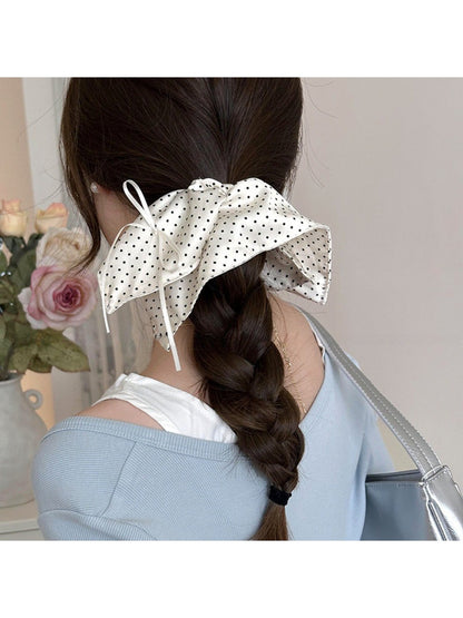 Gifty - Sweet Polka Dot Scrunchies