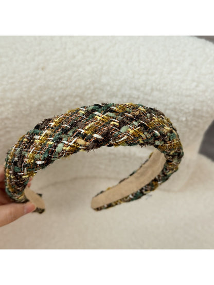 Close-up of Gifty headband label and branding details