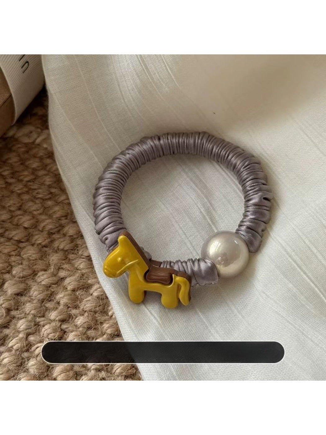 Gifty - Wrinkled Small Hair Loop