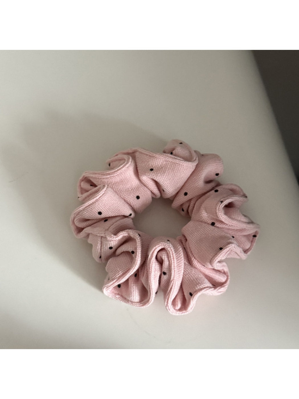Gifty - Polka Dot Polyester Printed Scrunchie
