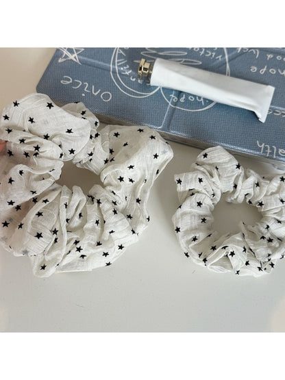 Gifty - Elegant Star Pattern Ruffle Scrunchie