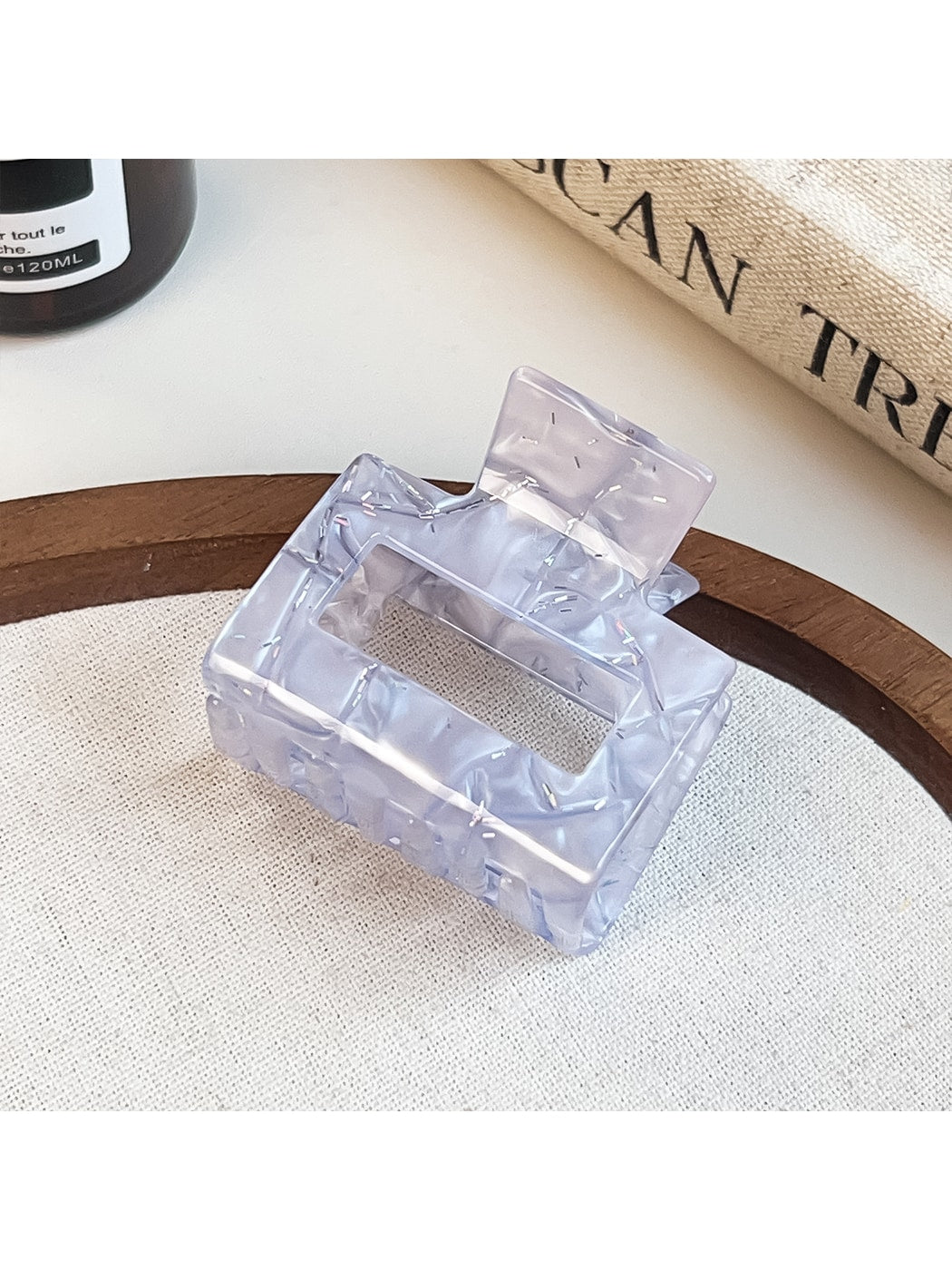 Beau - Glossy Geometric Acrylic Hair Styling Claw Clip