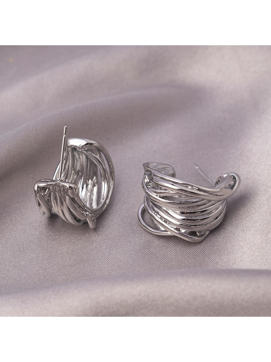 Earedge - Vintage C Hoop Earrings