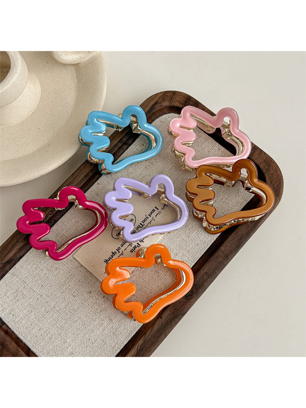 Beau - Simple Hand Silhouette Acetate Claw Clip