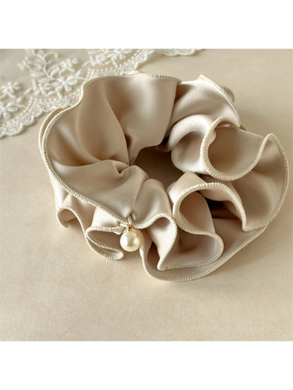 Gifty - Double-Stitched Satin Scrunchie