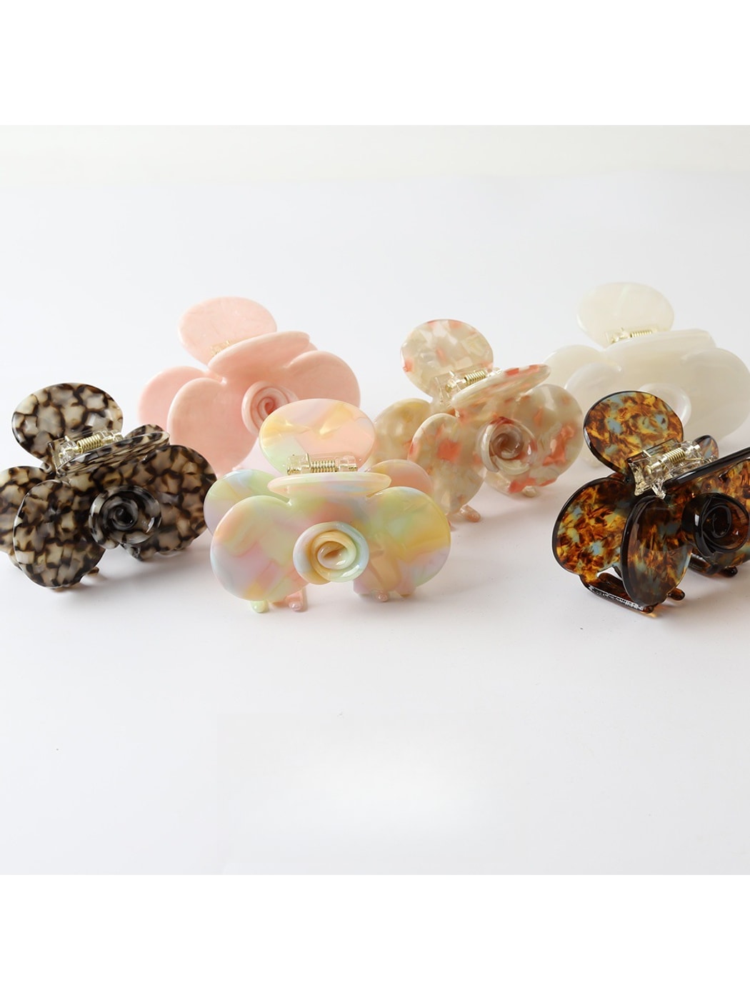 Beau - Camellia Flower Acetate Fiber Hair Claw Clip